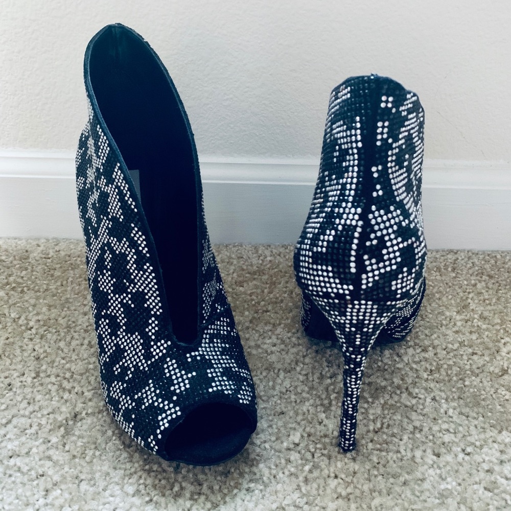 High heels - Picture 3 of 4